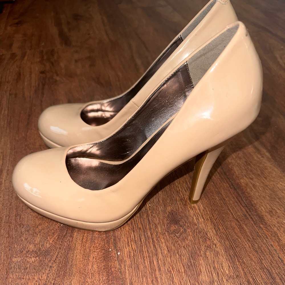 Steve Madden Nude Pumps Heels Size 8.5
